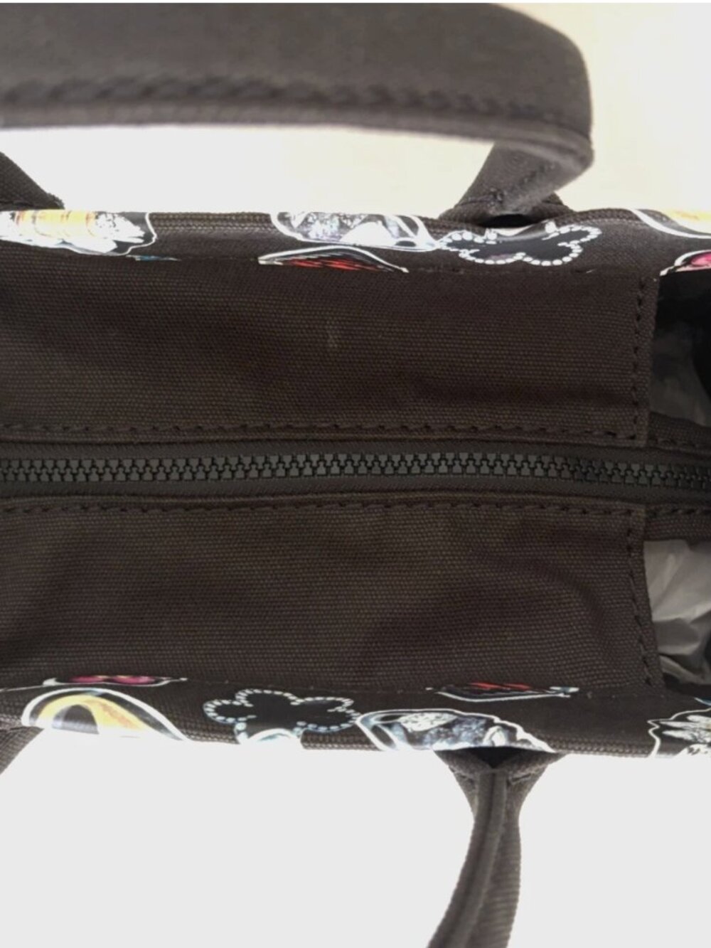New Marc Jacobs Cotton Canvas Graphic Sticker-Print Medium Tote Black Multi - Picture 5 of 5